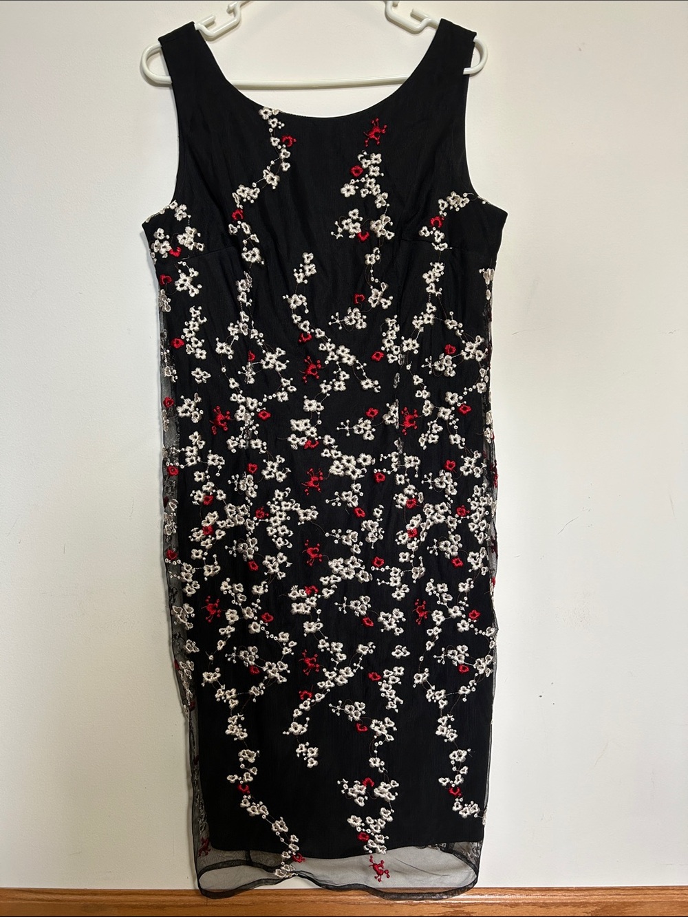 SLNY Black Sheath Dress with White & Red Floral Embroidery